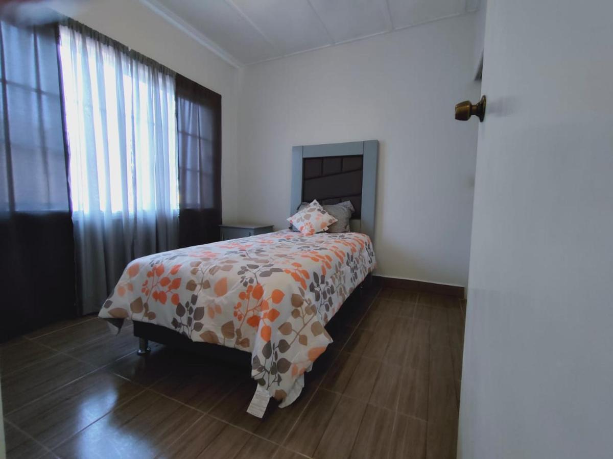 2-Bedroom Apartment Centrally Located, Near Us Consulate Ciudad Juárez Kültér fotó
